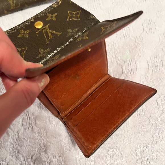 Louis Vuitton Monogram Bifold Wallet - Picture 5 of 6
